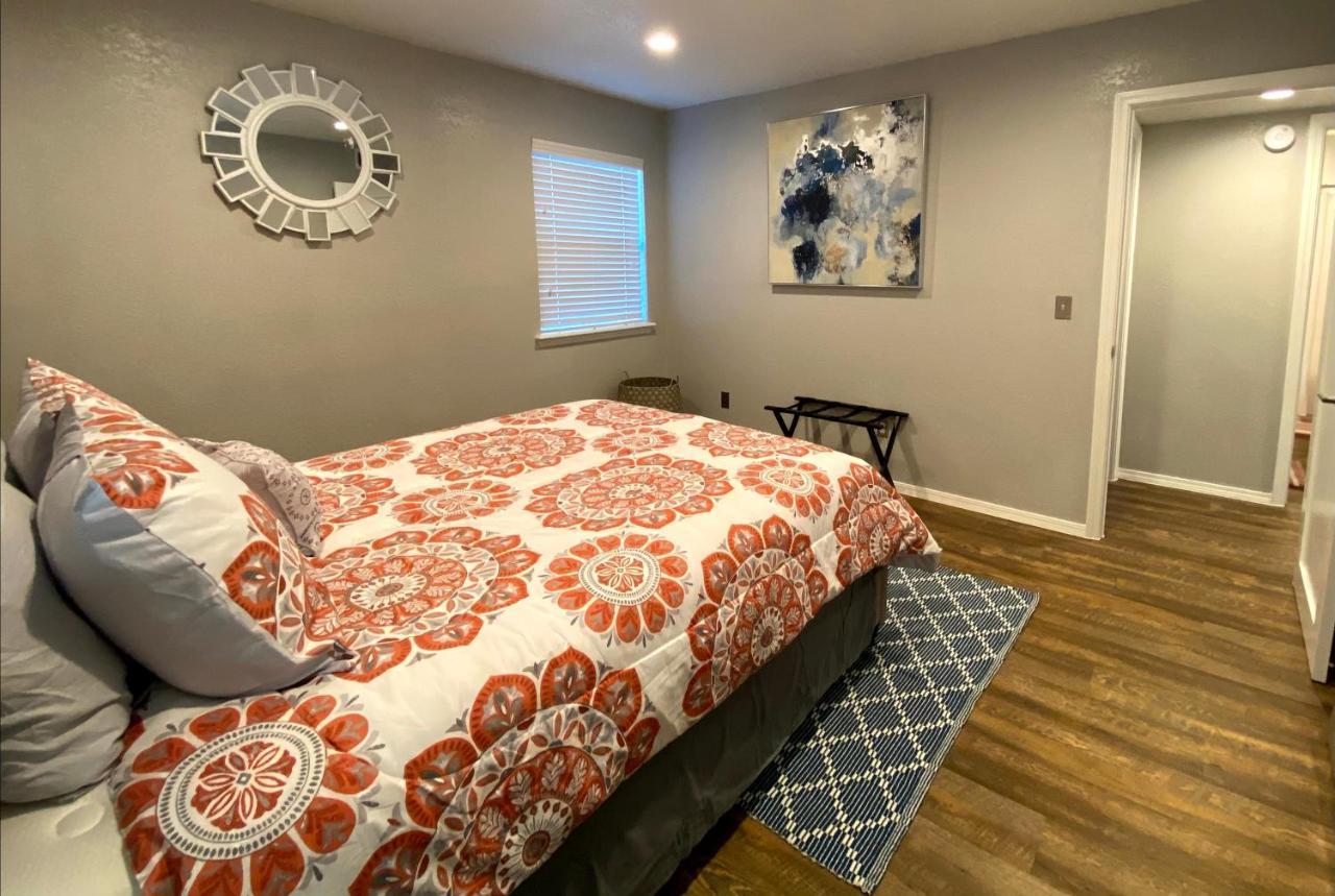 Evie'S Campus-Close 2 Bedroom Luxury Oklahoma City Eksteriør billede