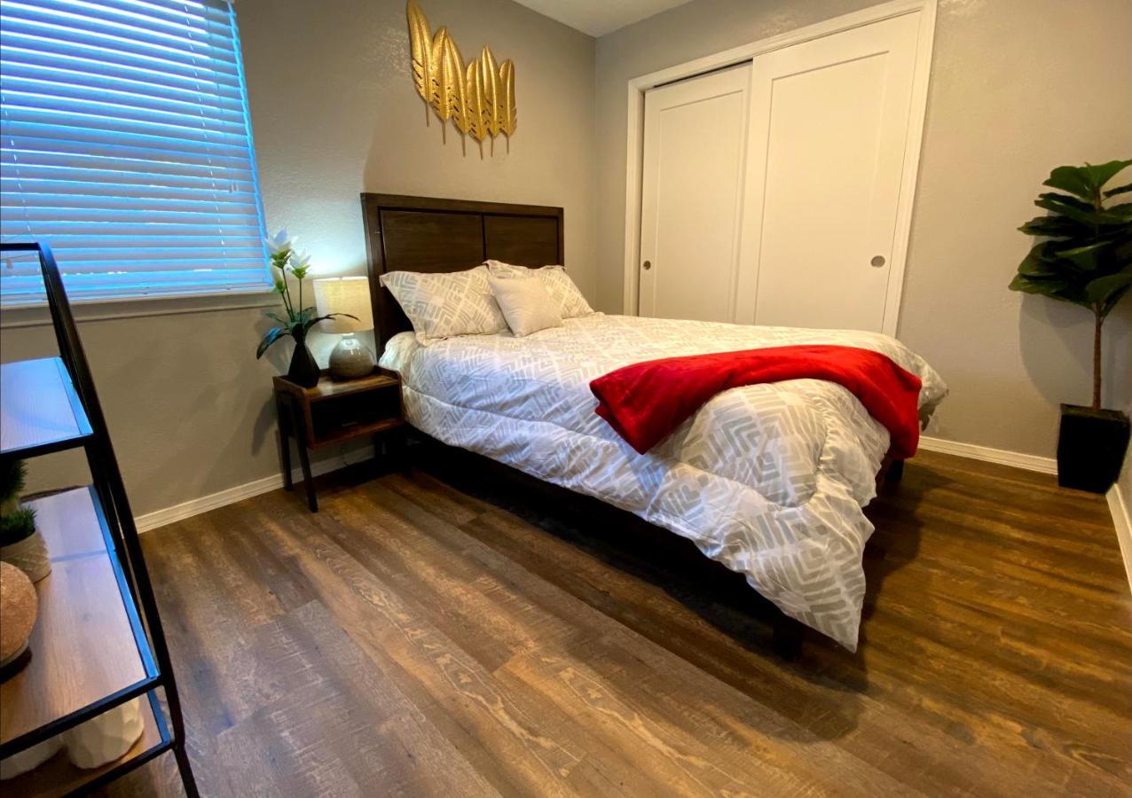 Evie'S Campus-Close 2 Bedroom Luxury Oklahoma City Eksteriør billede