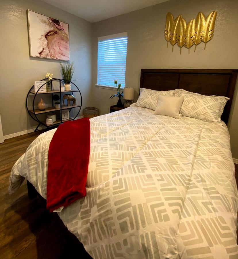 Evie'S Campus-Close 2 Bedroom Luxury Oklahoma City Eksteriør billede
