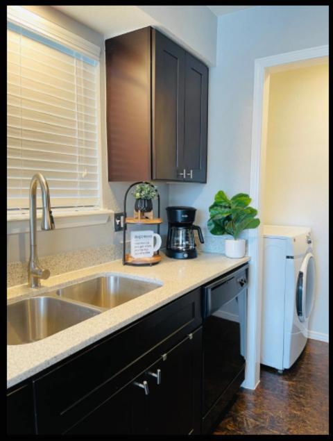 Evie'S Campus-Close 2 Bedroom Luxury Oklahoma City Eksteriør billede