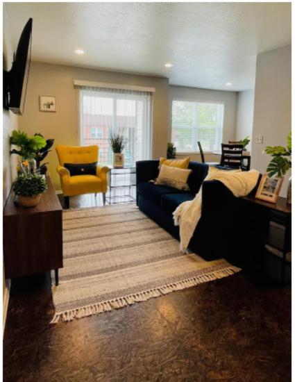 Evie'S Campus-Close 2 Bedroom Luxury Oklahoma City Eksteriør billede