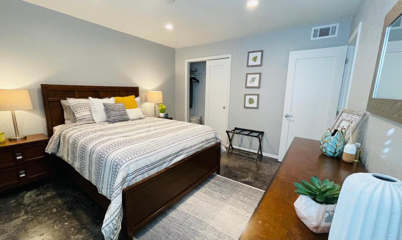 Evie'S Campus-Close 2 Bedroom Luxury Oklahoma City Eksteriør billede
